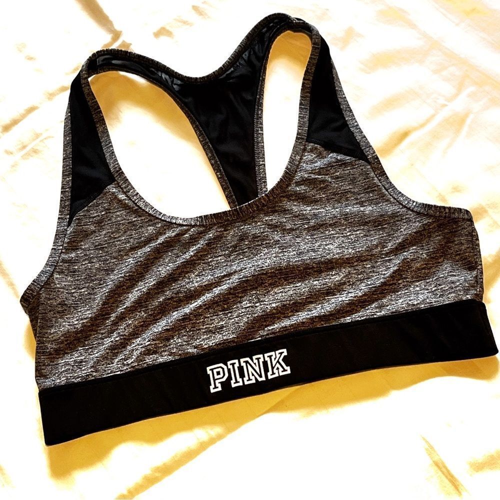 🎉HP🎉NWOT PINK Victoria’s Secret Sports Bra